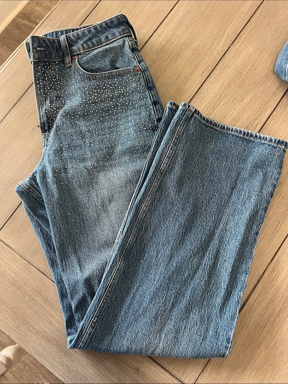 A&F High Rise 90s Relaxed Curve Love Jeans - Size 29L